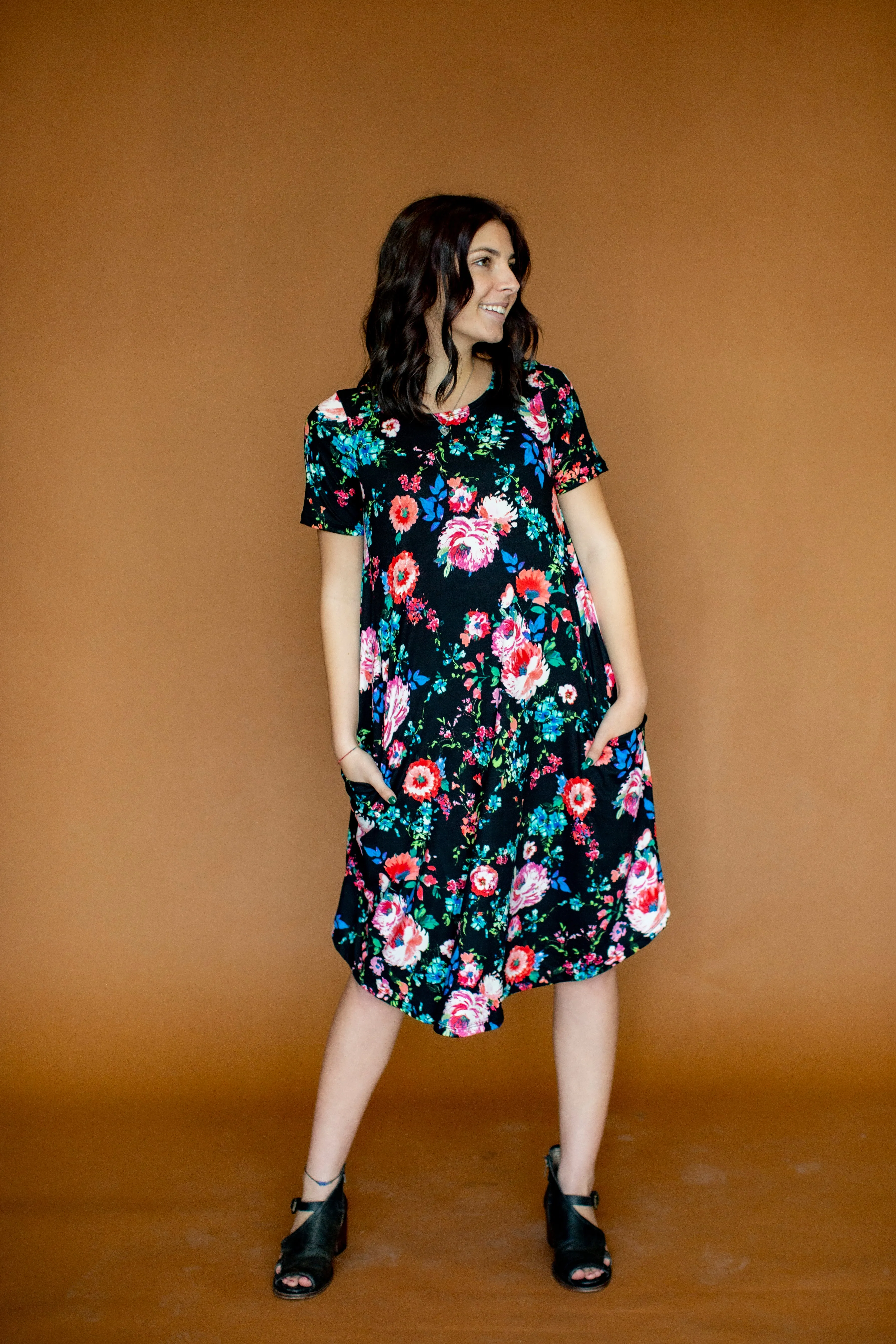 April Dress Bright Midnight Floral