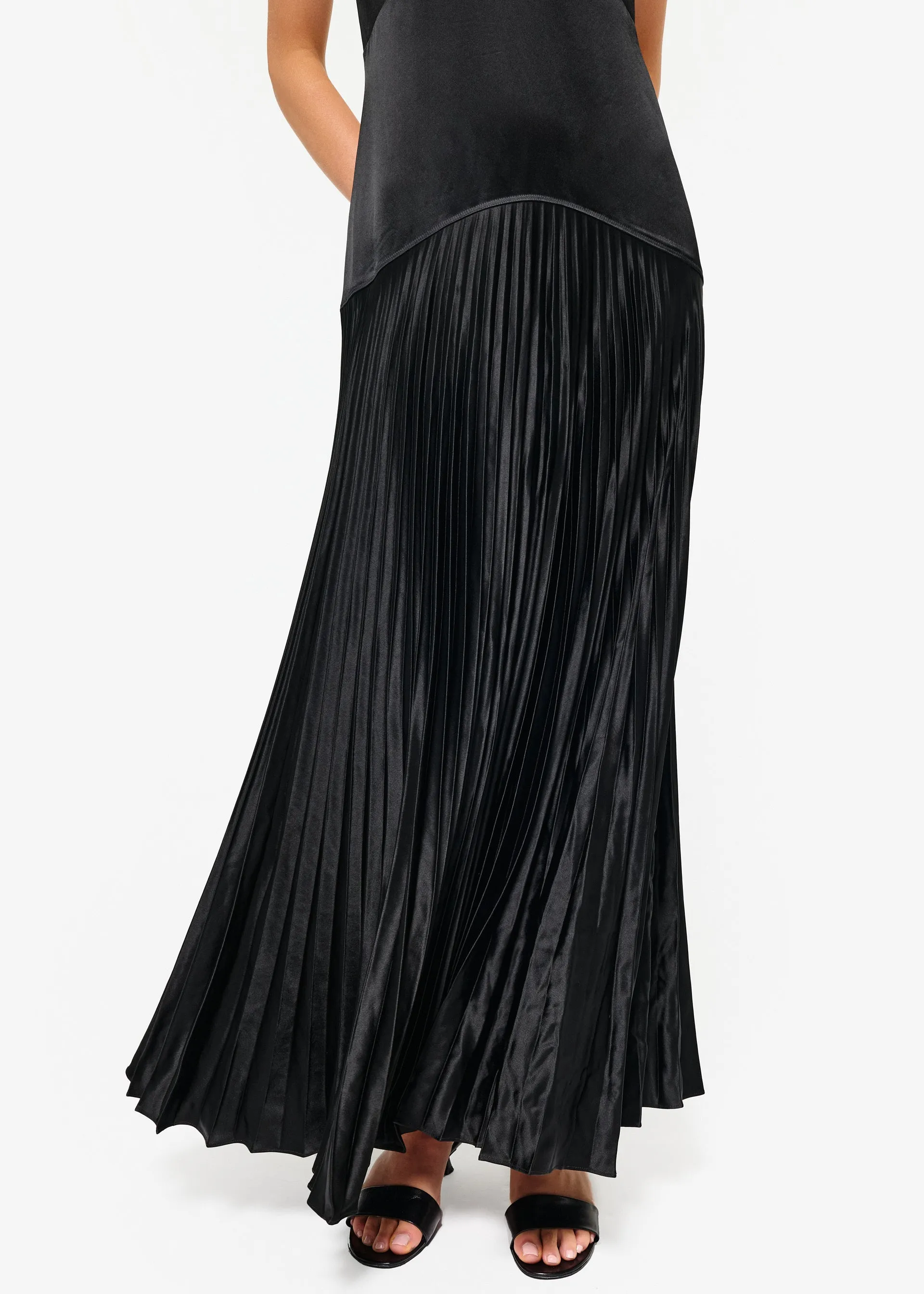 Cami NYC Jennelyn Pleated Gown in Black