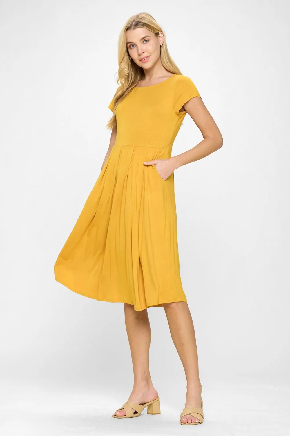 Claris A-line Knit Dress with Pockets