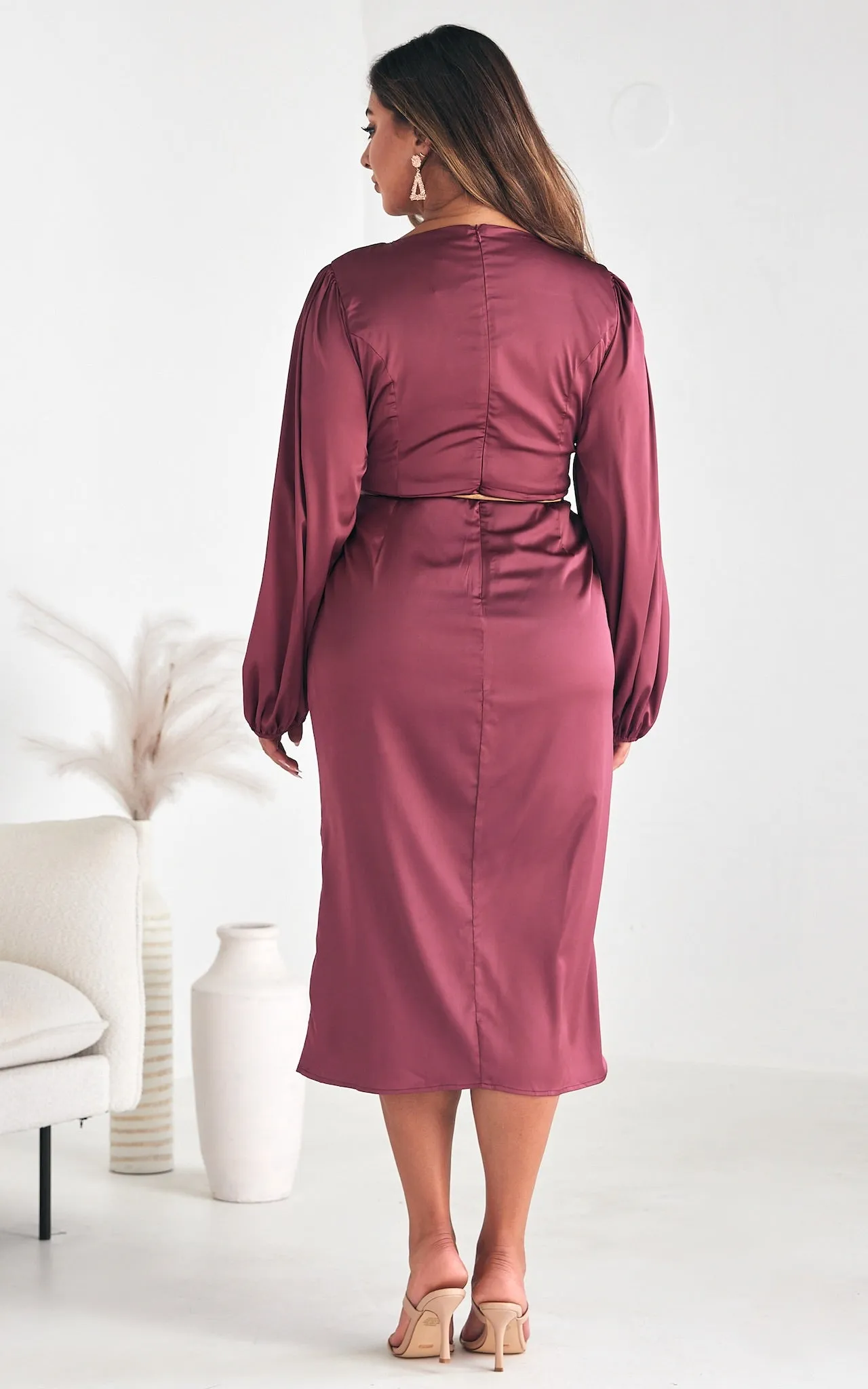 Marilina Sweetheart V Long Balloon Sleeve Midi Dress - Mauve Wine