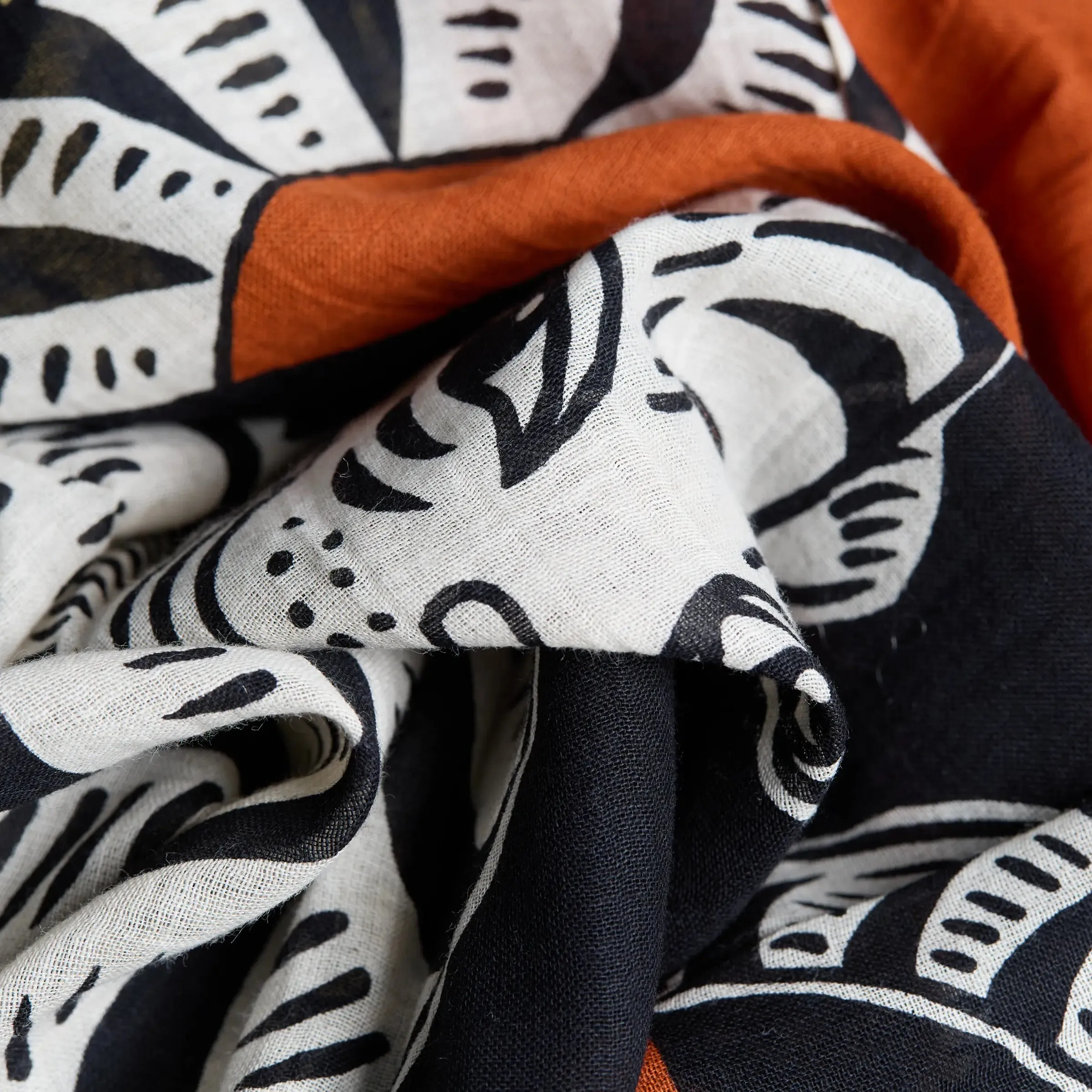 Mykonos Scarf in Terracotta - Inoui Editions