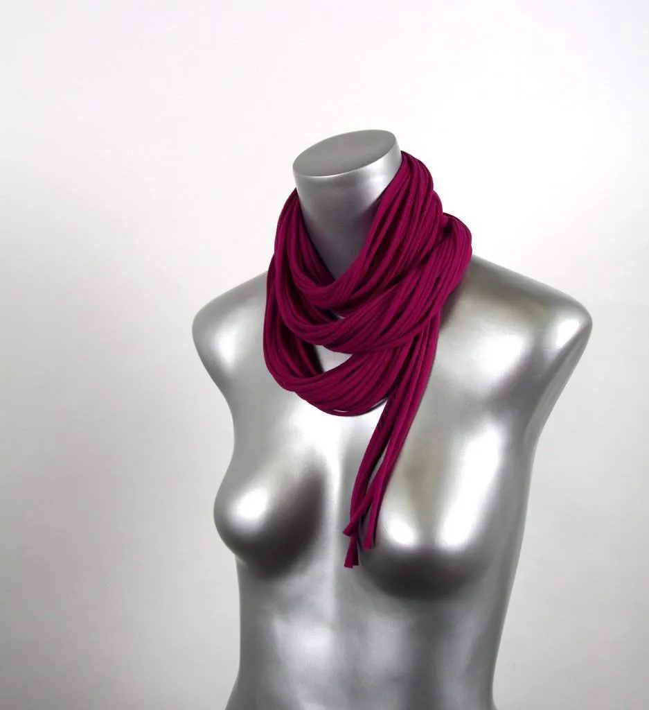 Necklush Infinity Scarf / Raspberry Red / Unisex