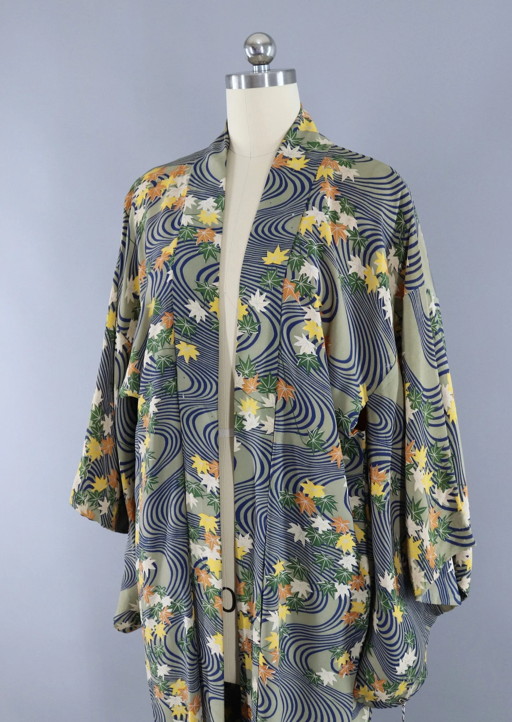 Vintage Silk Kimono Cardigan / Olive Army Green Maple Leaf Print